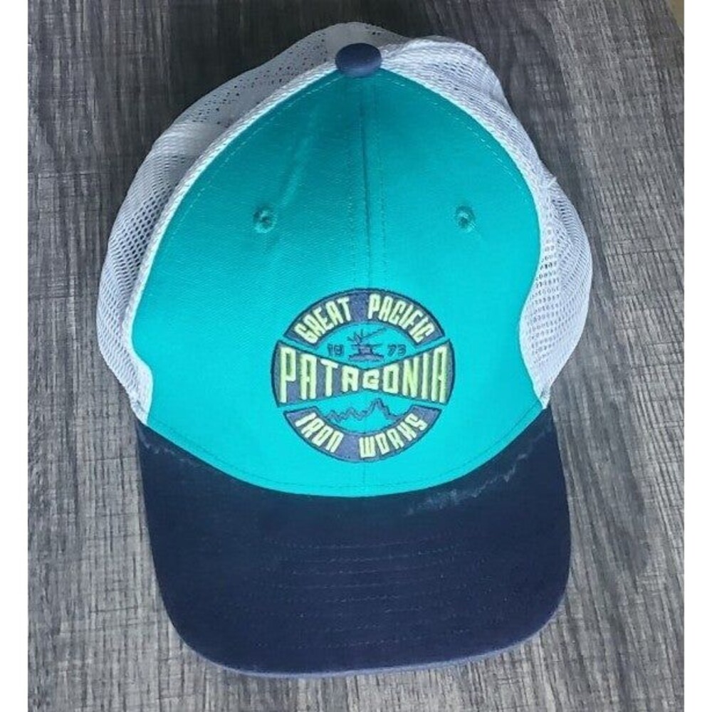 Patagonia Great Pacific Iron Works Mesh Snapback Cap Trucker Outdoor Hiking Hat